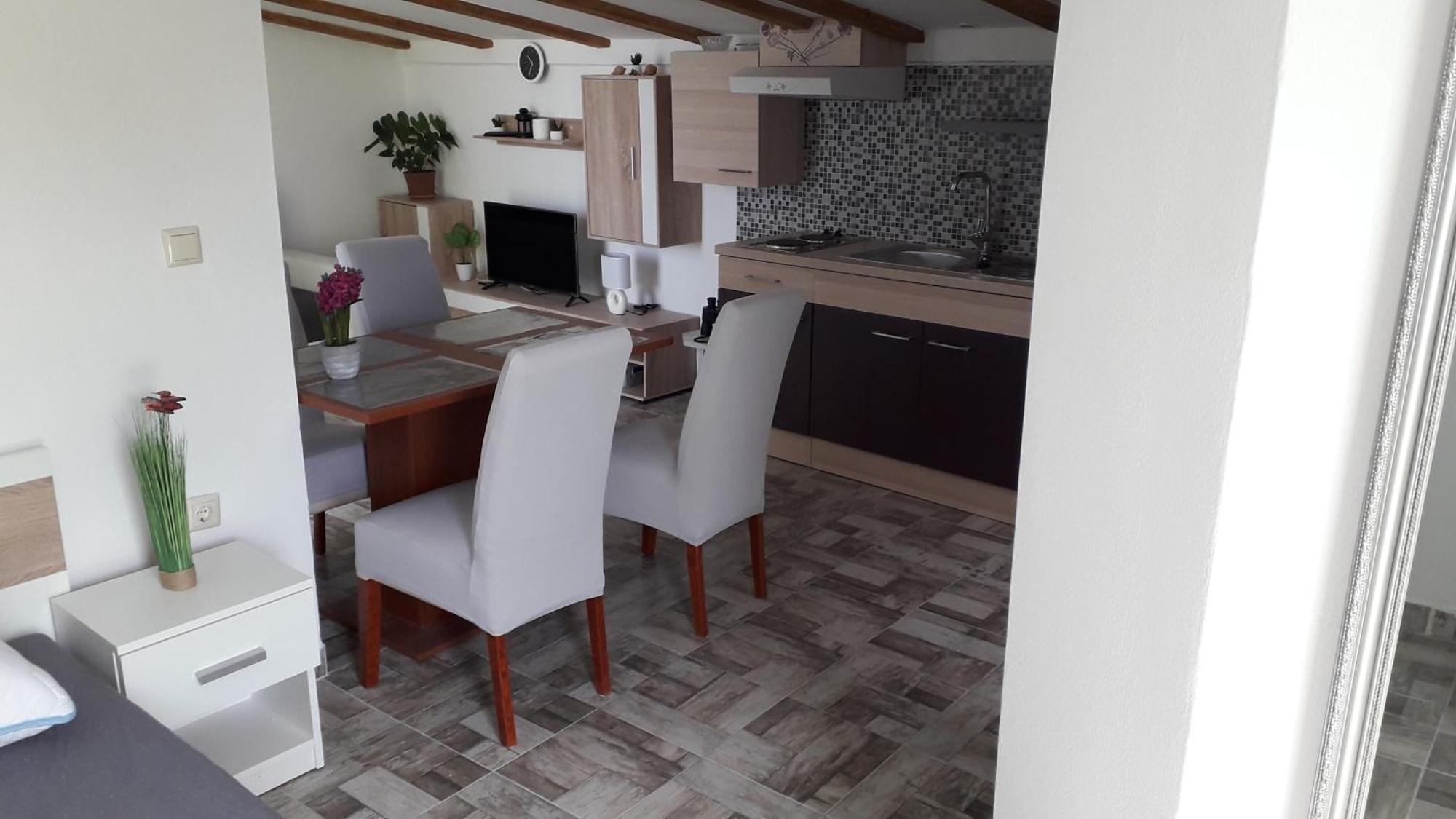 Apartments Miocic Ražanac Extérieur photo